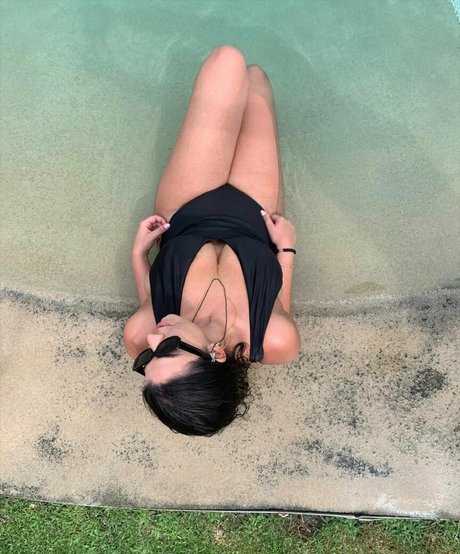 hung shemale onlyfans naked img