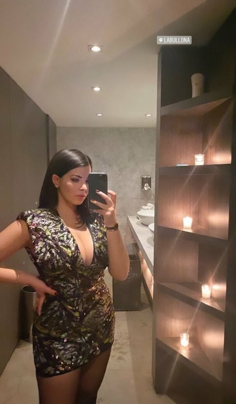 Anna Rebellato star perfect picture