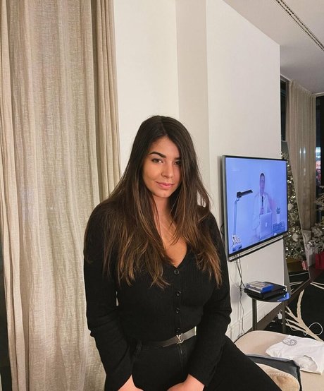 Anna Rebellato high quality star pics