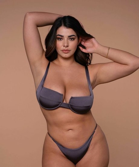 Anna Rebellato hd star photo