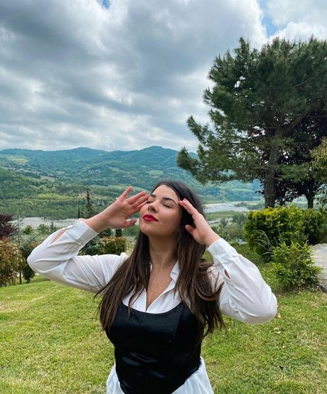 mom fuck onlyfans nudes images