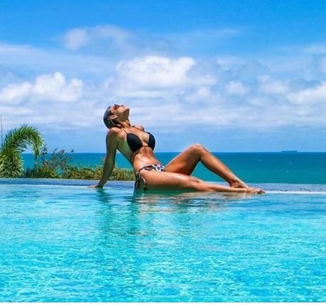 chubby latina onlyfans pornos img