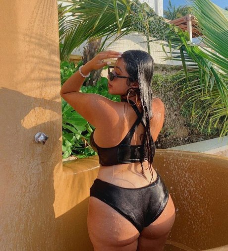 baelib naked pornstar pictures