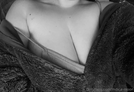 indica moon beautiful star pic