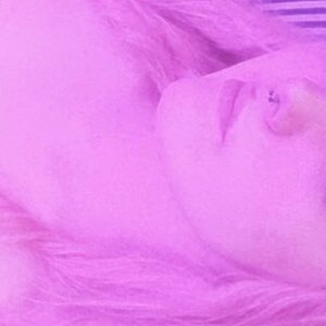 HappyLikeAwall model free pictures