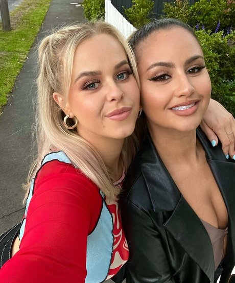 Jasmine Ramage hot actress galleries