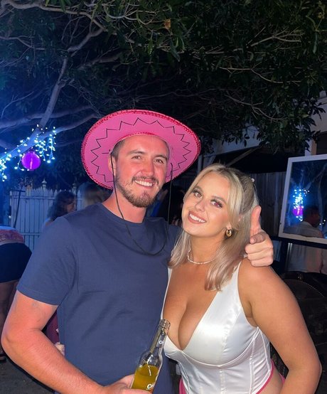 Jasmine Ramage star adult gallery