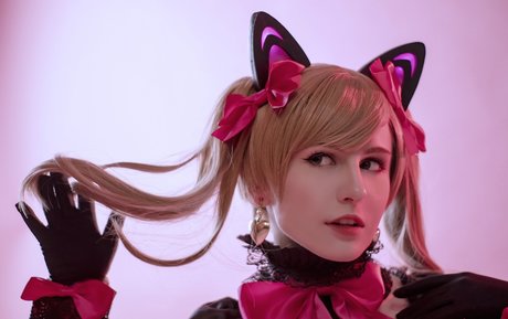 Septemba Chan hot actress img