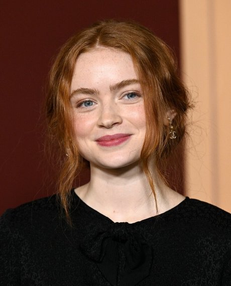 Sadie Sink adult actress pictures