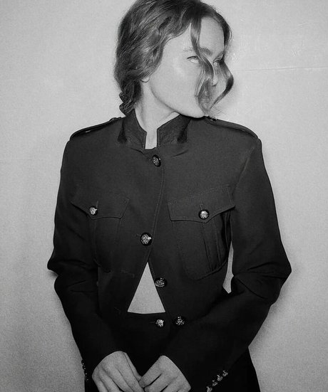 Sadie Sink star nude photo