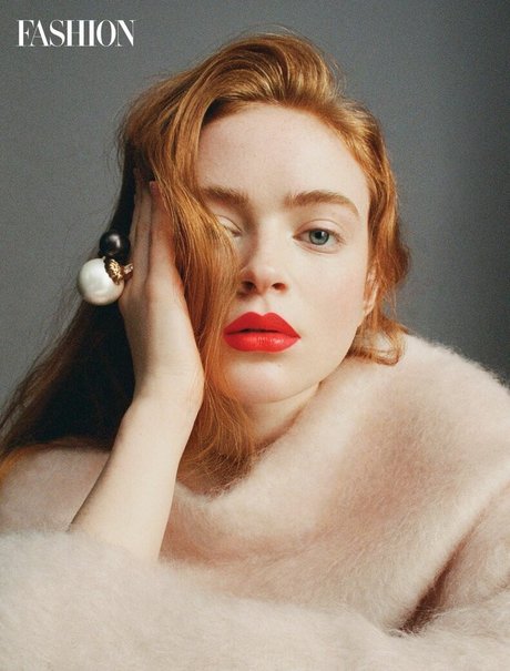 Sadie Sink pornstar hot photos