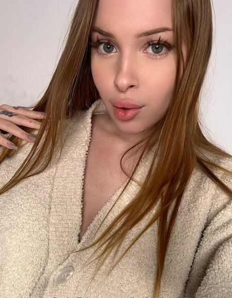 stasyfox vip model erotic pics