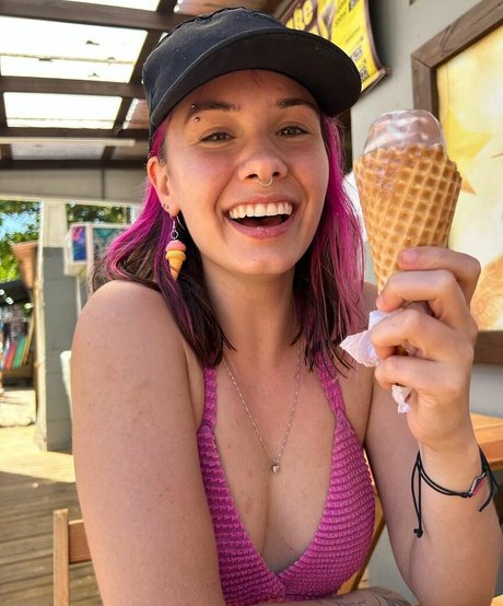 big tits mom onlyfans hot naked image