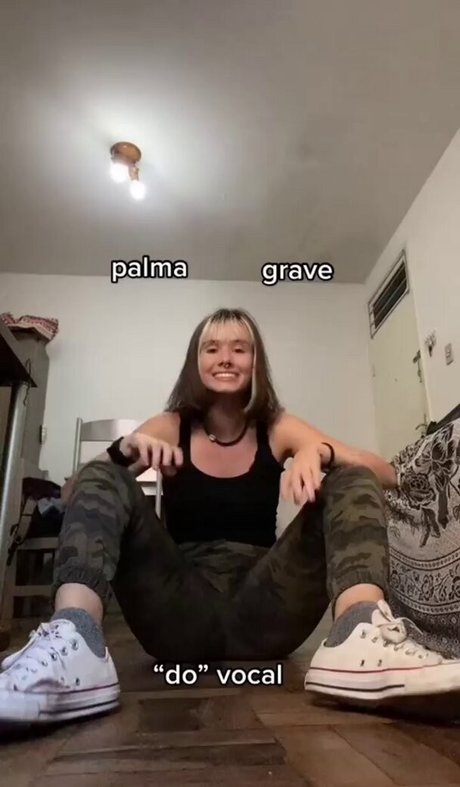 squat onlyfans nude photo