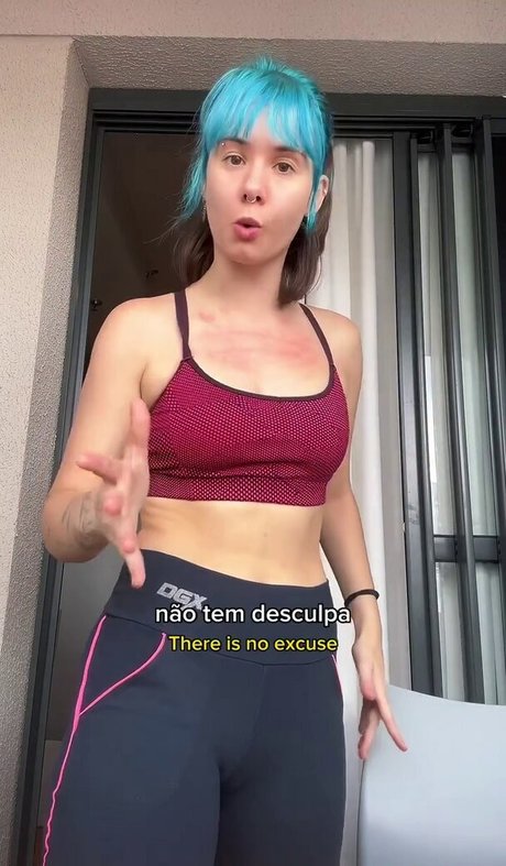 Julia K Barni model exclusive pics