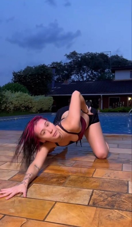 Julia K Barni top actress image