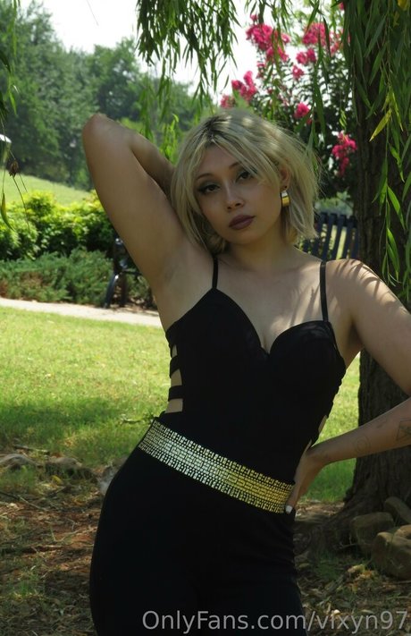 gay gloryhole onlyfans top photos