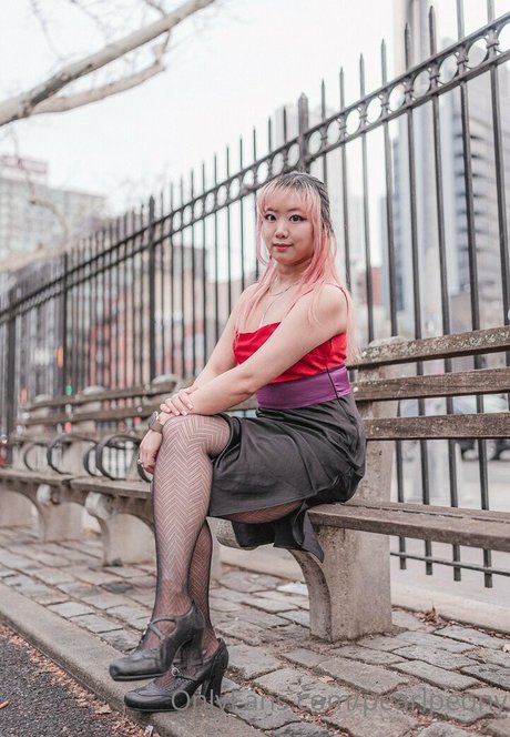 pearlpeony star naked img