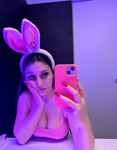 oliviariooo pornstar free img