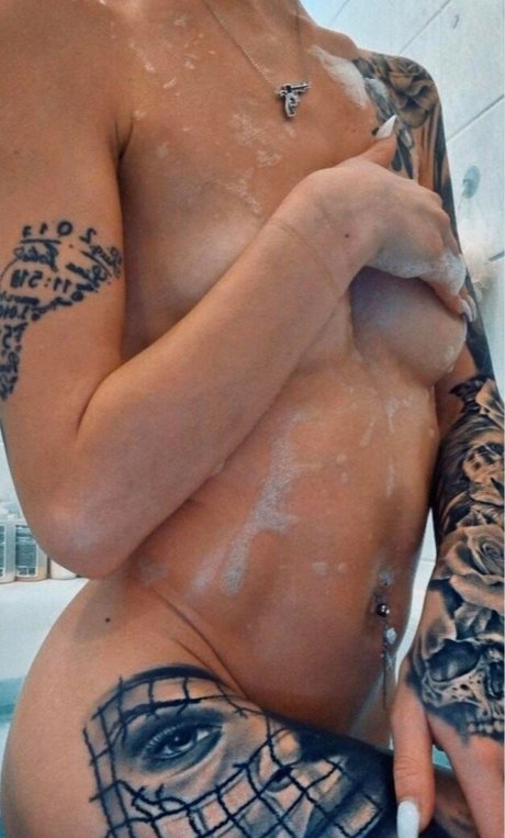 Sophie208 666 pornstar perfect picture