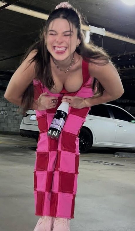 Kira Kosarin star hd pic