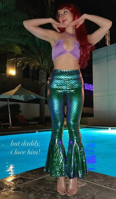 Kira Kosarin high quality actress img