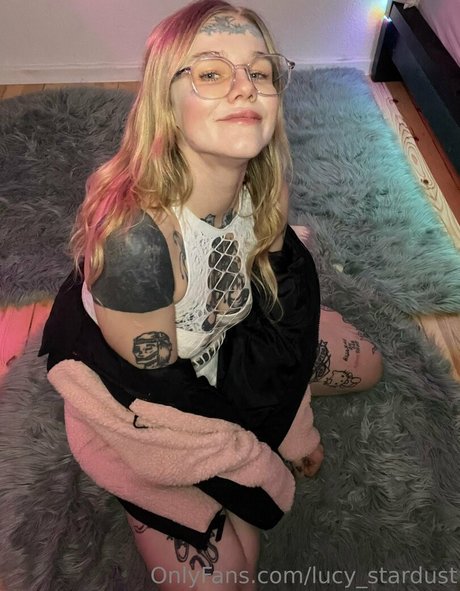 lucy stardust nudes star gallery