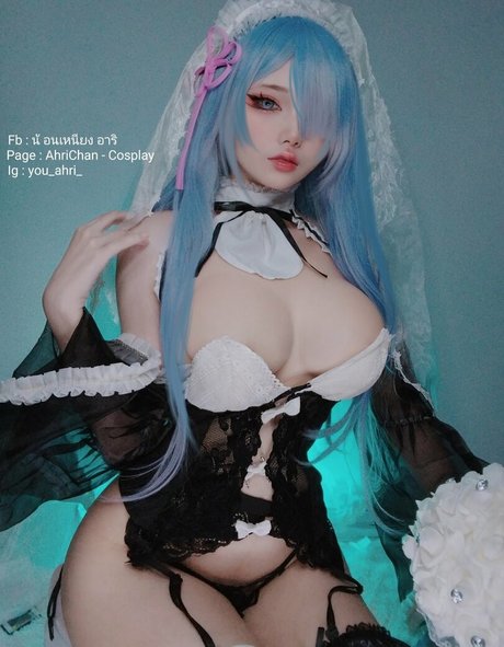 Ahrichan star erotic photos