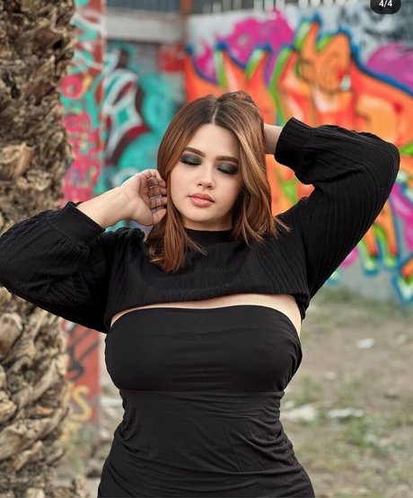 castellemx sexy actress gallery