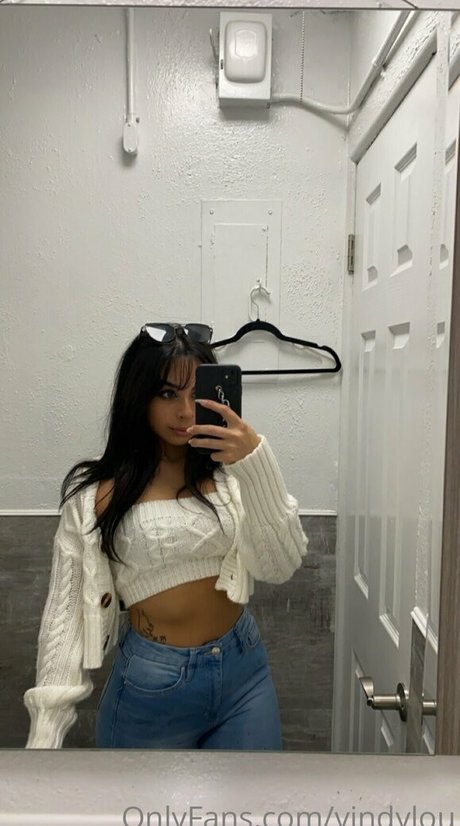 vindylou perfect model picture