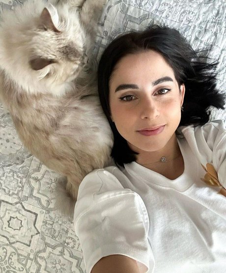 shemale fucks girl onlyfans free naked pics