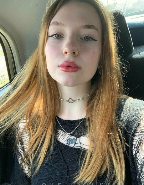 juliablomyyyy xxx actress photos