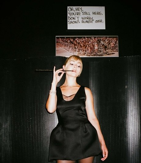 one onlyfans erotic picture