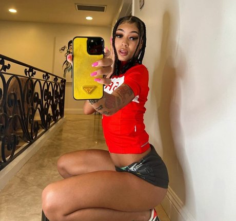 Coi Leray porn model img