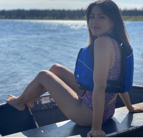 Megan Batoon top pornstar archive