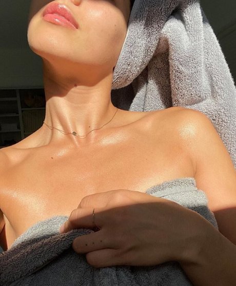 Megan Batoon sex pornstar pics