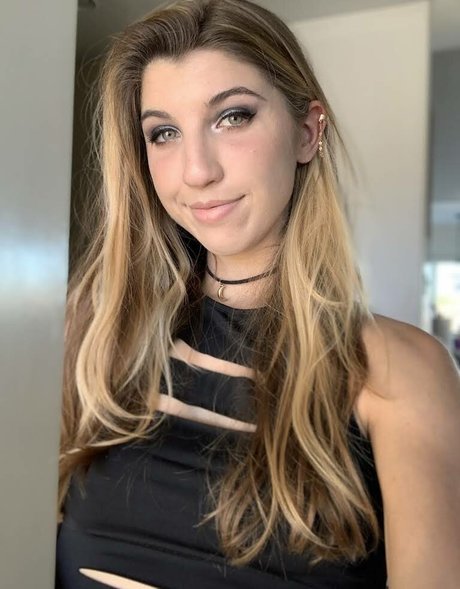 brunette nurse onlyfans free porn photos