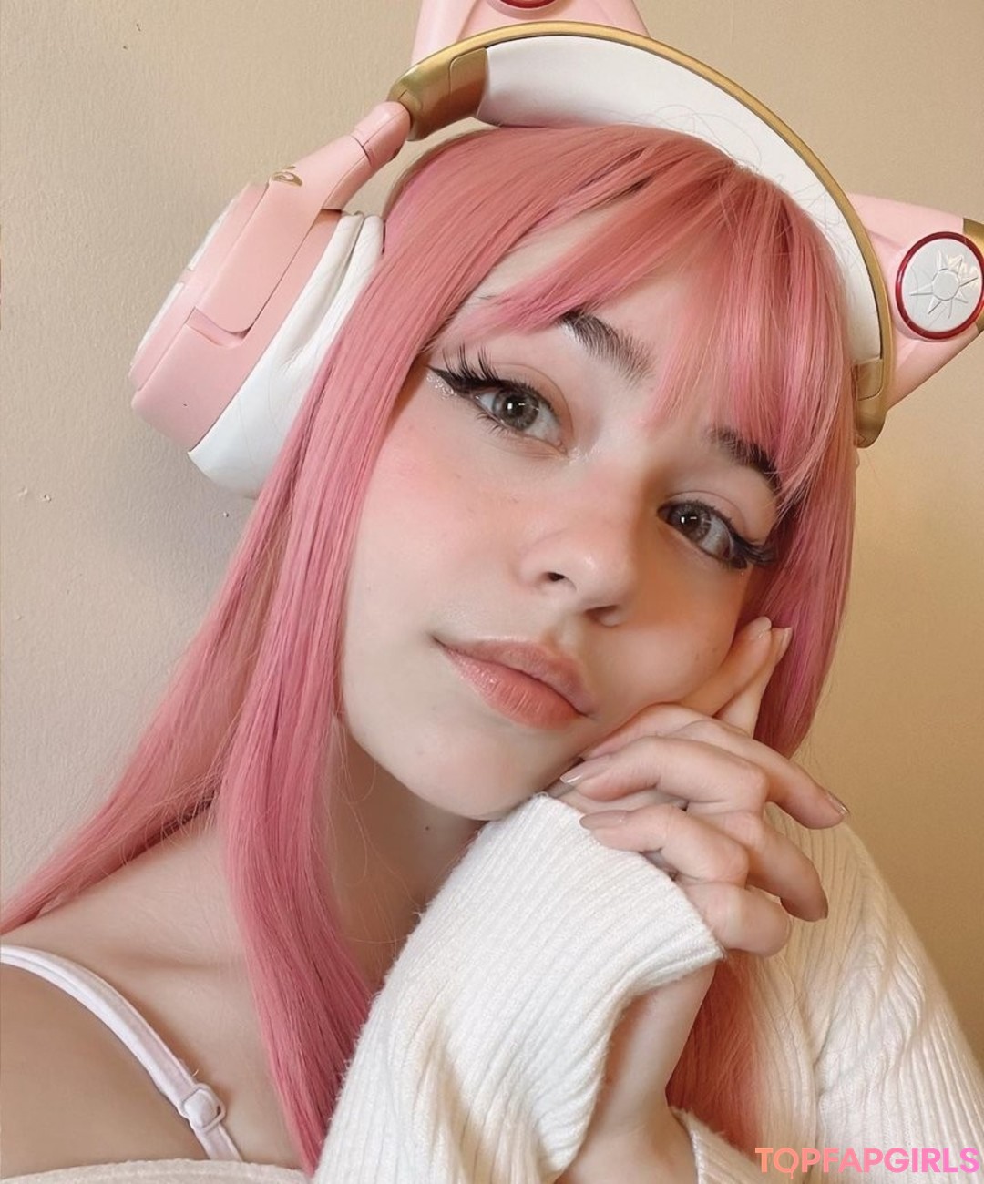 skinny milf onlyfans exclusive pic