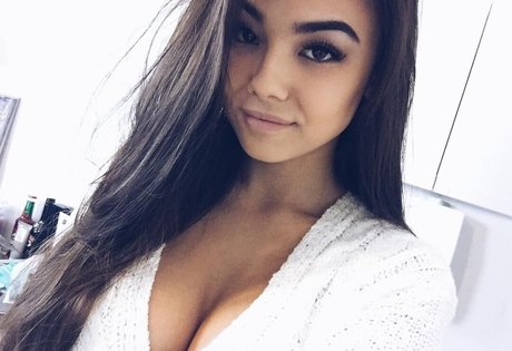 MichelleR best model photos