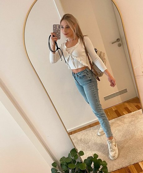 Milschbaum exclusive star images