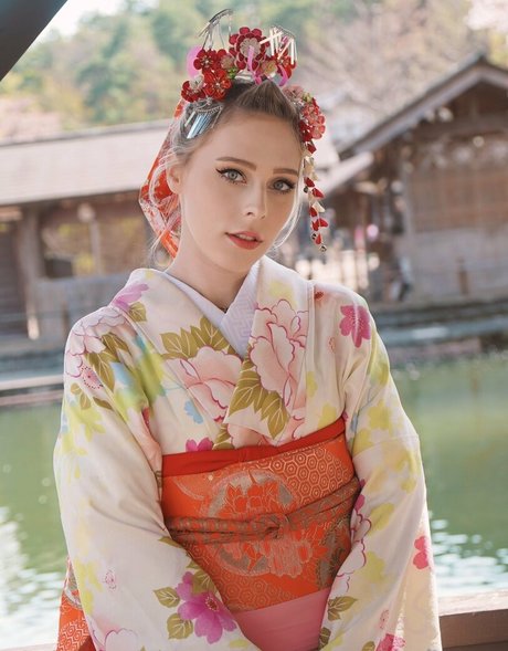 Milschbaum sexy pornstar images