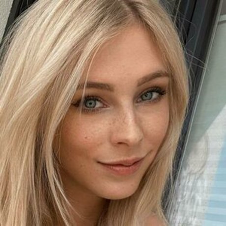 Milschbaum nice actress image