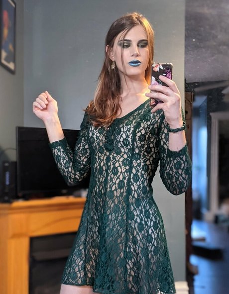 big tits brunette onlyfans sexy images