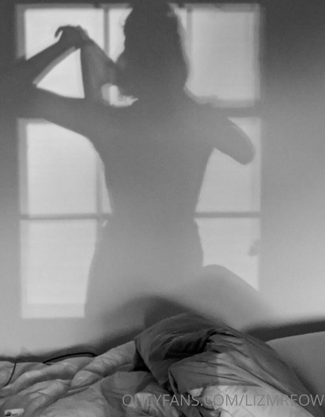 Lizmreow exclusive actress img