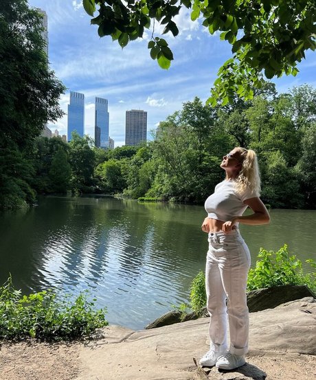 grandma onlyfans sexy nude photos