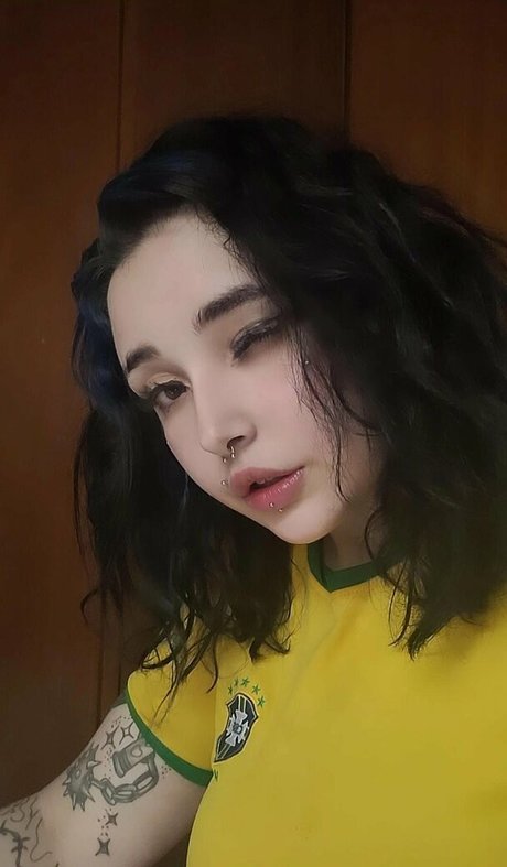 fefefer erotic star pictures