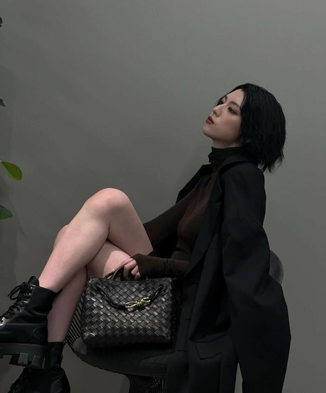 Ayaka Miyoshi star beautiful picture