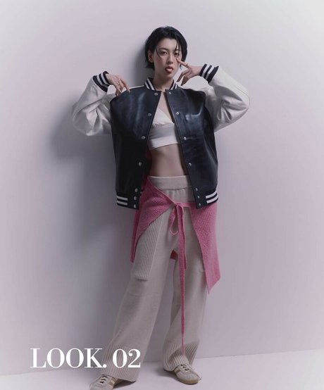 Ayaka Miyoshi star sexy photo