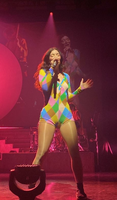 Lorde star top pictures