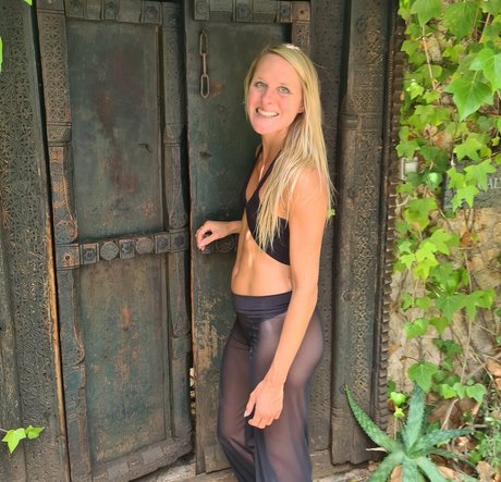 Alexandra Wennmacher model beautiful pictures